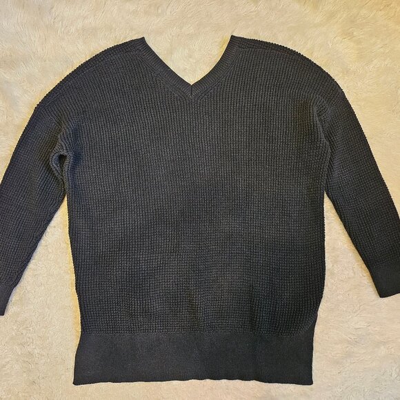 Michael Kors Women's Black V-Neck Knit Sweater Size: P/M - Picture 3 of 9